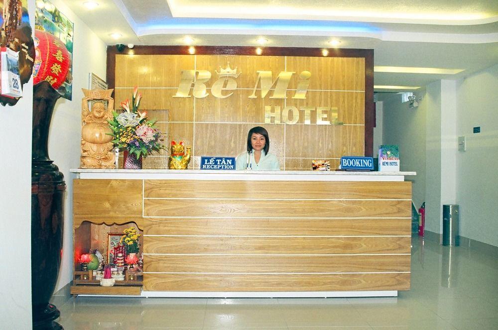 Remi Hotel Nha Trang Exteriör bild